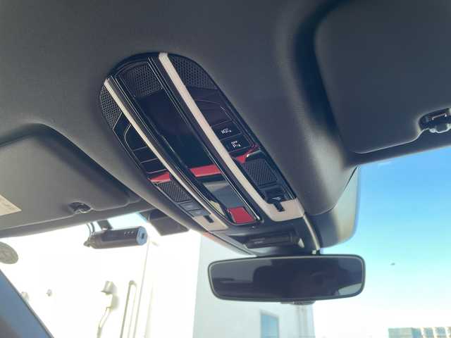 ポルシェ カイエン S 東京都 2019(平31)年 3万km 青 ワンオーナー/赤レザーシート/シートヒーター/電動パワーシート/スマートキー/プッシュスタート/スポーツクロノパッケージ/前後ドライブレコーダー/純正ナビ/360°カメラ/AppleCarPlay/ETC2.0/アダプティブクルーズコントロール/ブラインドスポットモニター/レーンキープアシスト/衝突被害軽減ブレーキ/パドルシフト/パワーバックドア/パークアシスト