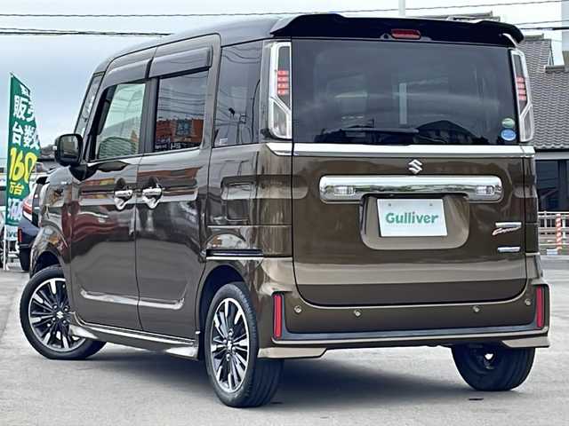 スズキ スペーシア カスタム HYBRID XS ターボ 山口県 2018(平30)年 5.4万km ブレイブカーキパール/ブラック2トーン 両側パワースライドドア/純正8インチナビ/・フルセグTV/・Bluetooth接続/・AM/FM/CD/DVD/デュアルセンサーブレーキサポート/全方位モニター/バックカメラ/ヘッドアップディスプレイ/パドルシフト/シートヒーター(D席)/ハーフレザーシート/後席サーキュレーター/純正15インチアルミホイール/LEDヘッドライト/オートライト/スマートキー/スペアキー1本