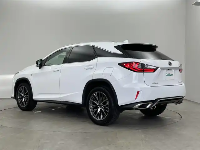 レクサス ＲＸ 300 Fスポーツ 埼玉県 2019(平31)年 4.5万km ホワイトノーヴァガラスフレーク サンルーフ　マークレビンソン　メーカーナビ　パノラミックビューモニター　黒レザー　ＢＳＭ　ＨＵＤ　三眼　ビルトインＥＴＣ２．０　ステアリングヒーター　シートヒーター　ベンチレーション　ＡＣ１００Ｖ