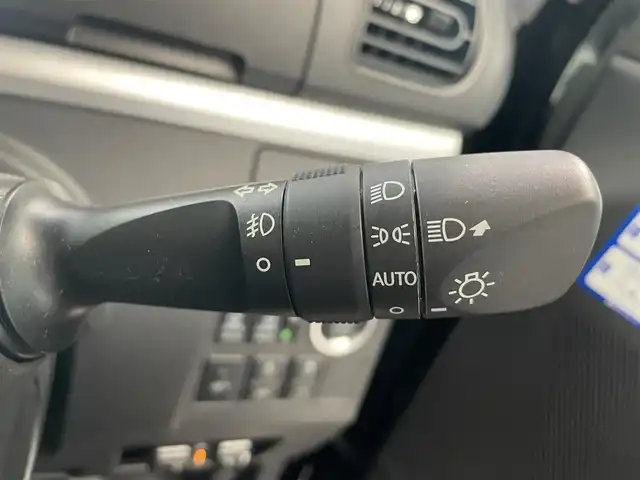 ダイハツ タント カスタムX トップED LTD SAⅢ 鹿児島県 2018(平30)年 3.1万km ブラックマイカメタリック 禁煙車　/ナビ（CD/DVD/フルセグTV/Bluetooth）　/全方位カメラ　/両側パワースライドドア　/スマートアシスト３　/・衝突回避支援ブレーキ/・衝突警報/・車線逸脱警報機能/・誤発進抑制機能/・先行車お知らせ機能/ＬＥＤヘッドライト　/横滑り防止機能　/オートライト　/オートハイビーム　/運転席シートヒーター　/ＥＴＣ　/純正フロアマット