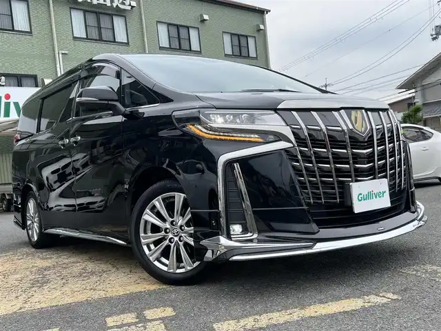 トヨタ アルファード S タイプゴールドⅡ 京都府 2021(令3)年 3.2万km ブラック  ワンオーナー/ トヨタセーフティセンス/ モデリスタエアロキット/・　モデリスタマフラー/ ツインムーンルーフ/ 3眼LEDヘッドライト/・　シーケンシャルターンランプ/ デジタルインナーミラー/ 専用ハーフレザーシート/ メーカーOP10.5インチディスプレイオーディオ/・　JBLプレミアムサウンドシステム/・　パノラミックビューモニター/・　ナビキット/・　フルセグTV/BTオーディオ/・　DVD再生/ 純正13.3インチフリップダウンモニター/ 両側パワースライドドア/ ドライブレコーダー/ ビルトインETC2.0/ クリアランスソナー/ パーキングアシスト/ クルーズコントロール/ 純正18インチアルミホイール/ スマートキー２個/ ２列目オットマン/ 純正フロアマット/ ドアバイザー/ 車両取説/ 新車時保証書