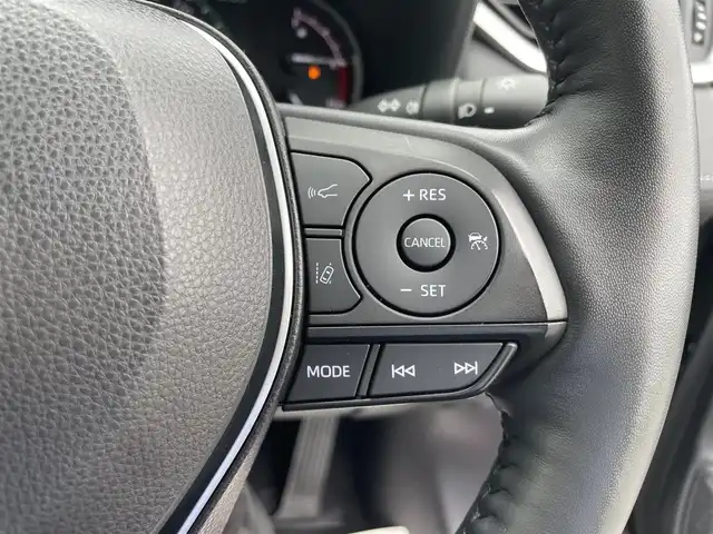 トヨタ ＲＡＶ４ G 富山県 2022(令4)年 8.2万km グレーメタリック 黒革／/純正８インチナビ／/フルセグＴＶ／/Ｂｌｕｅｔｏｏｔｈ／/ＤＶＤ再生／/バックカメラ／/パワーバックドア／/レーダークルーズコントロール／/レーンキープアシスト／/ブラインドスポットモニター／/ＬＥＤオートライト/オートマチックハイビーム/運転席パワーシート/運転席シートヒーター/助手席シートヒーター/運転席エアシート/助手席エアシート/ステアリングヒーター/純正ドライブレコーダー/ビルトインETC