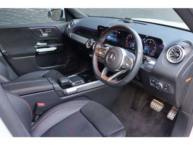 メルセデス・ベンツ Ｍ・ベンツ ＧＬＢ２００ｄ 4マチック AMGライン 大分県 2023(令5)年 5.1万km デジタルホワイト レーダーセーフティパッケージ/アダプティブクルーズコントロール/ブラインドスポットモニター/レーンキープアシスト/純正ナビ/Bluetooth/テレビ/USB/ワイヤレス充電/黒半革/シートヒーター/パワーシート/アンビエントライト/純正19インチAW/ETC