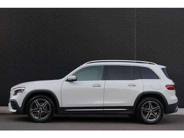 メルセデス・ベンツ Ｍ・ベンツ ＧＬＢ２００ｄ 4マチック AMGライン 大分県 2023(令5)年 5.1万km デジタルホワイト レーダーセーフティパッケージ/アダプティブクルーズコントロール/ブラインドスポットモニター/レーンキープアシスト/純正ナビ/Bluetooth/テレビ/USB/ワイヤレス充電/黒半革/シートヒーター/パワーシート/アンビエントライト/純正19インチAW/ETC