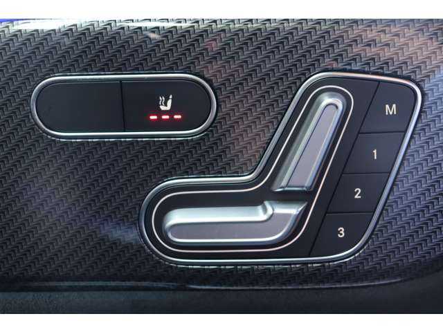 メルセデス・ベンツ Ｍ・ベンツ ＧＬＢ２００ｄ 4マチック AMGライン 大分県 2023(令5)年 5.1万km デジタルホワイト レーダーセーフティパッケージ/アダプティブクルーズコントロール/ブラインドスポットモニター/レーンキープアシスト/純正ナビ/Bluetooth/テレビ/USB/ワイヤレス充電/黒半革/シートヒーター/パワーシート/アンビエントライト/純正19インチAW/ETC