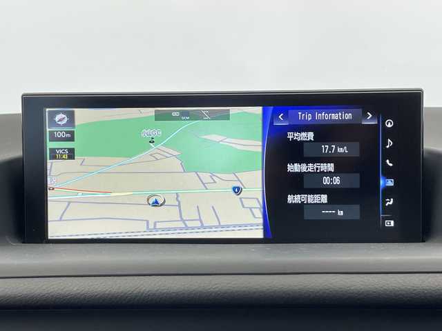 レクサス ＣＴ 200h バージョンC 栃木県 2022(令4)年 1.9万km ソニッククォーツ 純正ナビ/(フルセグTV・Bluetooth・CD・DVD・Blu-ray・AUX)/バックカメラ/レクサスセーフティシステム+/ ・衝突軽減システム/ ・レーンキープアシスト/ ・アダプティブクルーズコントロール/ ・オートハイビーム/前席パワーシート/運転席メモリシート/前席シートヒーター/合皮シート/パドルシフト/ステアリングヒーター/LEDヘッドライト/オートライト/スマートキー/スペアキー/カードキー/社外フロアマット/純正アルミホイール/取扱説明書/保証書