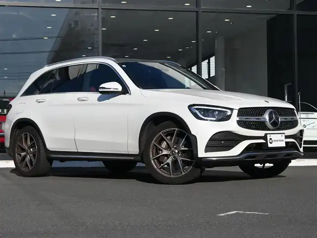 メルセデス・ベンツ ＧＬＣ３００ 4マチック AMGライン 千葉県 2020(令2)年 4.5万km ダイヤモンドホワイト 255/45R20/アクティブブレーキアシスト/アクティブレーンキーピングアシスト/レーンチェンジアシスト/ブラインドスポットアシスト/アテンションアシスト/ディストロニック/パノラミックスライディングルーフ/ブラックレザーシート/前席パワーシート/シートヒーター/純正ナビ/地デジTV/【Bluetooth接続】/360°カメラ/ドライブレコーダー（前後撮影）/革巻きステアリング/ステアリングスイッチ/パドルシフト/ETC/LEDヘッドライト/ウインカーミラー/パークトロニック/純正20インチアルミホイル/サイド/カーテンエアバッグ/キーレスゴー