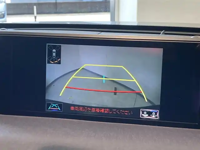 レクサス ＵＸ 250h バージョンC 熊本県 2019(平31)年 6.8万km ソニックチタニウム ・スマートキー/・プッシュスタート/・プリクラッシュセーフティ/・レーンデパーチャーアラート/・ブラインドスポットモニター/・パーキングサポートアラート/・道路標識アシスト/・先行車発進告知/・オートマチックハイビーム/・クルーズコントロール(追従式)/・レザーシート/・前席パワーシート/・前席シートヒーター/・ハンドルヒーター /・純正メモリナビ/　【BD・Bluetooth・USB・SD・AUX・MSV】/・フルセグTV/・バックカメラ/・ETC2.0/・ドライブレコーダー(前方録画)/・パワーバックドア/・LEDヘッドランプ/・LEDフォグランプ/・純正マット