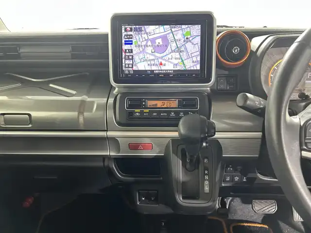 スズキ スペーシア ギア HYBRID XZ 佐賀県 2019(平31)年 5.5万km オフブルーメタリック/ガンメタリック2トーンルーフ 純正ディーラーオプションSD8インチナビ/Bluetoothオーディオ接続/衝突軽減システム/全方位カメラ/バックカメラ/両側パワースライドドア/シートヒーター/ETC/純正フロアマット/ステアリングスイッチ/後席サーキュレーター/ヘッドアップディスプレイ/禁煙車/ABS/横滑り防止装置/レーンアシスト/オートライト/オートマチックハイビーム/コーナーセンサー/LEDヘッドライト