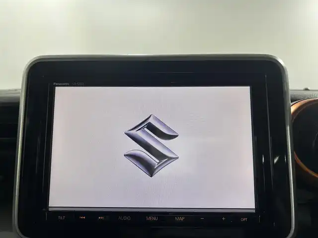 スズキ スペーシア ギア HYBRID XZ 佐賀県 2019(平31)年 5.5万km オフブルーメタリック/ガンメタリック2トーンルーフ 純正ディーラーオプションSD8インチナビ/Bluetoothオーディオ接続/衝突軽減システム/全方位カメラ/バックカメラ/両側パワースライドドア/シートヒーター/ETC/純正フロアマット/ステアリングスイッチ/後席サーキュレーター/ヘッドアップディスプレイ/禁煙車/ABS/横滑り防止装置/レーンアシスト/オートライト/オートマチックハイビーム/コーナーセンサー/LEDヘッドライト
