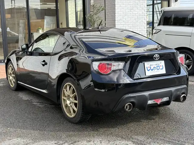 トヨタ ８６ GT 高知県 2014(平26)年 11.5万km クリスタルブラックシリカ (株)IDOMが運営する【じしゃロン高知店】の自社ローン対象車両になります。こちらは現金ご利用時の価格です。自社ローンご希望の方は別途その旨お申付け下さい。/社外アルミ　ドラレコ　パドルシフト　純正ナビ
