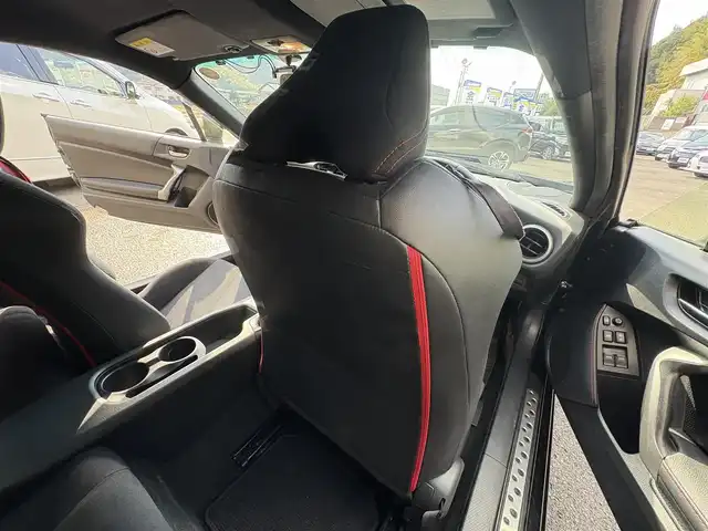 トヨタ ８６ GT 高知県 2014(平26)年 11.5万km クリスタルブラックシリカ (株)IDOMが運営する【じしゃロン高知店】の自社ローン対象車両になります。こちらは現金ご利用時の価格です。自社ローンご希望の方は別途その旨お申付け下さい。/社外アルミ　ドラレコ　パドルシフト　純正ナビ