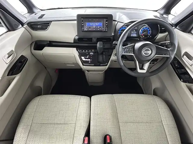 日産 ルークス X 佐賀県 2021(令3)年 2.4万km フローズンバニラパール/アッシュブラウンM 純正7インチナビ/AM/FM/CD/BT/フルセグTV/アラウンドビューモニター/片側パワースライドドア/エマージェンシーブレーキ/ステアリングスイッチ/コーナーセンサー/車線逸脱防止機能/オートマチックハイビーム/後席サンシェード/純正フロアマット/前方ドライブレコーダー/サーキュレーター