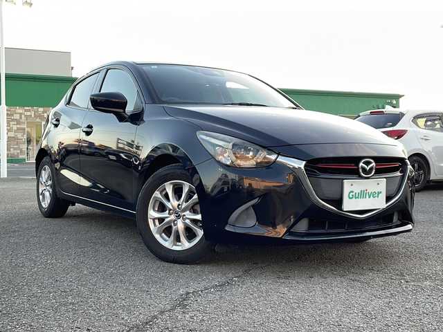 マツダ デミオ XD アーバンスタイリッシュM 徳島県 2016(平28)年 7.3万km ジェットブラックマイカ 純正ナビ/（ラジオ/DISC/USB/aha/stitcher/BT/AUX/フルセグ）/ETC/D/N席シートヒーター/純正15インチアルミホイール/ターボ/クルーズコントロール/ブラインドスポットモニター/アイドリングストップ/LEDヘッドライト/オートライト/電動格納ミラー/ウィンカーミラー/ステアリングスイッチ/純正フロアマット