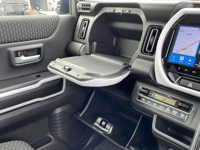 スズキ ハスラー HYBRID X 沖縄県 2023(令5)年 0.7万km クールカーキPM 県外仕入　/純正メモリーナビ　ＴＶ　ＢＴ　ＣＤ　ＤＶＤ　/全方位カメラ　/革巻きステアリング　/ステアリングスイッチ　/ウィンカーミラー　/電格ミラー　/フォグランプ　/サイドバイザー