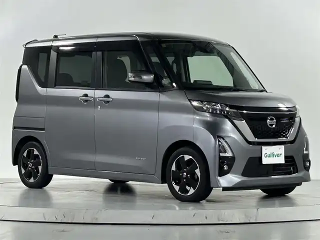 日産 ルークス ハイウェイスター X 佐賀県 2020(令2)年 7万km チタニウムグレーメタリック 純正9インチナビ/アラウンドビューモニター/純正ナビ連動型前後ドライブレコーダー/左側ハンズフリースライドドア/両側パワースライドドア/後席サーキュレーター/フルセグテレビ/CD/DVD/BT/USB/SD/FM.AM/衝突軽減ブレーキ/車線逸脱防止機能/前後ソナー/オートマチックハイビーム/オートライト/プッシュスタート/純正14インチアルミホイール/純正フロアマット/純正ドアバイザー/スマートキー×2/保証書/取扱説明書