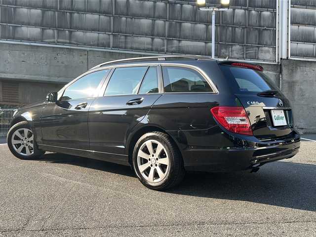 メルセデス・ベンツ Ｃ１８０ ブルーエフィシェンシー ワゴン 愛知県 2013(平25)年 5万km オブシディアンブラック 純正HDDナビゲーション/Bluetooth・AM・FM・DVD・CD/バックカメラ/前席パワーシート/クルーズコントロール/本革ステアリング/ルーフレール/ステアリングスイッチ/HIDヘッドライト/ETC/キーレスゴー/プッシュスタート/ISOFIX/フォグランプ/オートライト/オートハイビーム/USBポート/センターコンソール/純正フロアマット/スペアキー/保証書/取扱説明書/点検整備記録簿H26-R4 R6