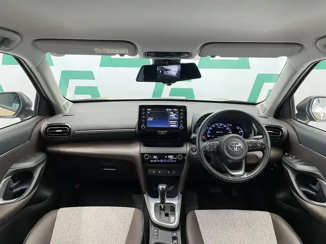 トヨタ ヤリスクロス Z 鹿児島県 2020(令2)年 3.3万km ブラックマイカ/ベージュ 2トーン 禁煙車　/ナビ機能付きディスプレイオーディオ　/・Ｂｌｕｅｔｏｏｔｈ　/・AM/FM/ビルドインＥＴＣ　/バックカメラ　/電動パーキングブレーキ　/オートホールド　/オートマチックハイビーム　/ハーフレザーシート　/シートヒーター/前後コーナーセンサー/フロントフォグ/純正アルミ/電格ミラー