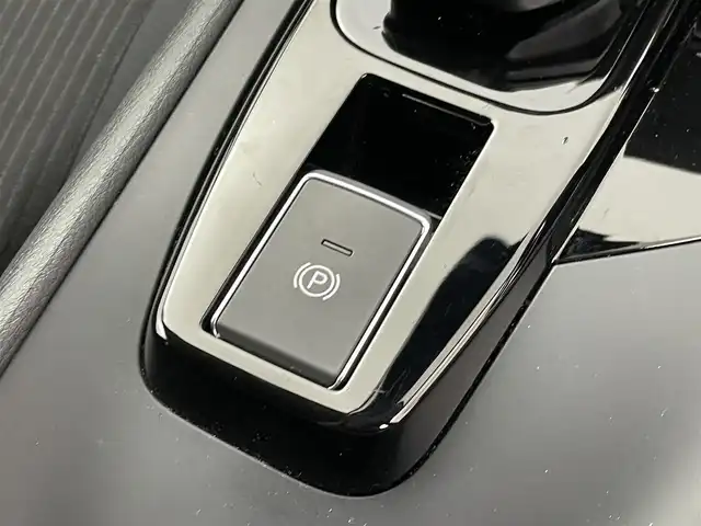 日産 ノート X 群馬県 2021(令3)年 4.1万km ピュアホワイトパール エマージェンシーブレーキサポート　全方位運転支援システム　ＬＥＤオートライト　オートハイビーム　電子パーキング　オートブレーキホールド　スマートキー　プッシュスタート　コーナーセンサー　禁煙車