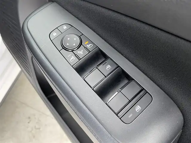 日産 ノート X 群馬県 2021(令3)年 4.1万km ピュアホワイトパール エマージェンシーブレーキサポート　全方位運転支援システム　ＬＥＤオートライト　オートハイビーム　電子パーキング　オートブレーキホールド　スマートキー　プッシュスタート　コーナーセンサー　禁煙車