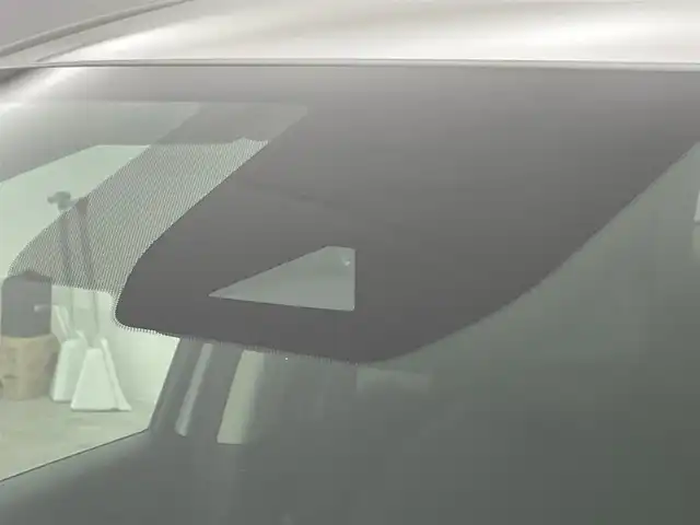 日産 ノート X 群馬県 2021(令3)年 4.1万km ピュアホワイトパール エマージェンシーブレーキサポート　全方位運転支援システム　ＬＥＤオートライト　オートハイビーム　電子パーキング　オートブレーキホールド　スマートキー　プッシュスタート　コーナーセンサー　禁煙車