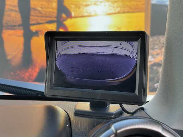 スズキ ジムニー XC 愛知県 2024(令6)年 0.1万km未満 ミディアムグレー AIS検査済み/【2408033755】社外パーツ取付有/グラバスジュニア（ブラックポリッシュ）（社外）/ヨコハマ　ジオランダーM/T G003（社外）/リフトアップキット（社外）/クリアサイドマーカー（社外）/DAMD　Little　G　キット（社外）/・フロントグリル/・フロントバンパー/・サイドモール/・G15エンブレム/・スペアタイヤカバー/スズキセーフティーサポート/クルーズコントロール/前席シートヒーター/コーナーセンサー/ディスプレイオーディオ/フロントカメラ＋モニターセット（社外）