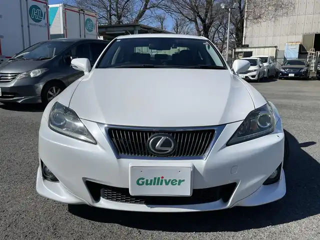 レクサス ＩＳ 250 バージョンL 埼玉県 2011(平23)年 9.8万km ホワイトパールクリスタルシャイン プリクラッシュセーフティ/メーカーナビゲーション/CD/DVD/フルセグTV/バックカメラ/黒レザーシート/シートヒーター/シートクーラー/アンダーエアロ/DN席パワーシート/HIDヘッドライト/パドルシフト/スペアキー/カードキー/新車保証書/取扱説明書