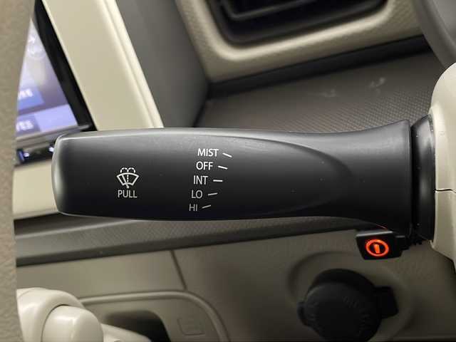スズキ ラパン L 宮崎県 2019(平31)年 5.3万km コフレピンクパールメタリック 禁煙車/衝突被害軽減ブレーキ/社外ナビTV/（AVIC-RZ802/CD/DVD/Bluetooth/フルセグTV)/社外ドライブレコーダー/社外clazzioシートカバー/社外フロアマット/純正ビルトインETC/純正セキュリティアラーム/エネチャージ/運転席シートヒーター/リアプライバシーガラス/ドアバイザー/電動格納ミラー/スマートキー/プッシュエンジンスタート/スペアキー/新車時保証書/取扱い説明書