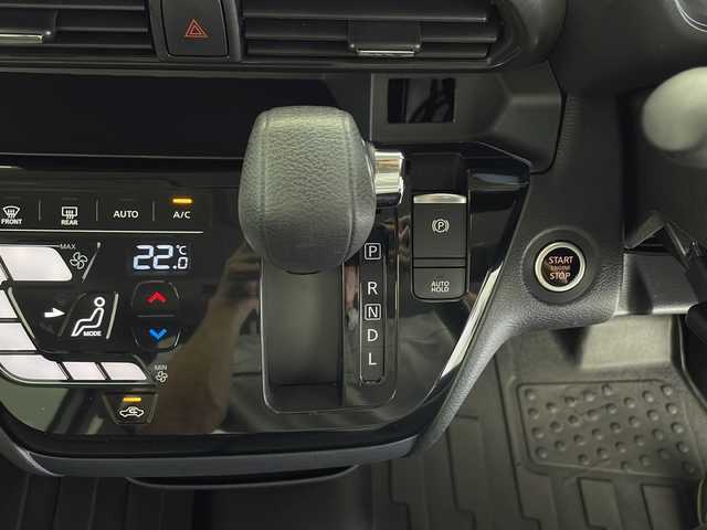 日産 ルークス HWS Gターボ アーバンクロム プロパイロットED 鹿児島県 2022(令4)年 3.7万km ホワイトパール 純正9型ナビ/（CD/DVD/BT/フルセグTV）/プロパイロット/エマージェンシーブレーキ/アラウンドビューモニター/両側パワースライドドア/オートライト/ハイビームアシスト/リアサーキュレーター/リアサンシェード/シートバックテーブル/LEDヘッドライト/フロアマット/スマートキー/プッシュスタート