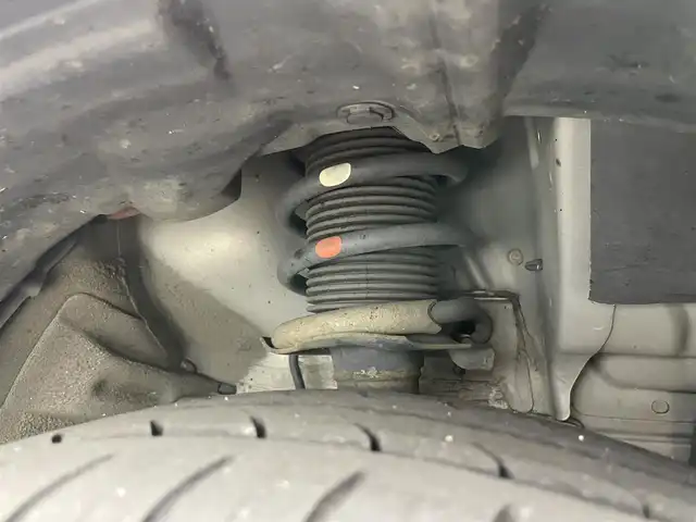 日産 ノート e－パワー X 岡山県 2018(平30)年 4.5万km ブリリアントシルバー 純正SDナビ【MM318D-W】/(CD/DVD/フルセグ/BT)/インテリジェントアラウンドビューモニター/LEDヘッドランプ(OP)/15インチ6本Y字スポークアルミ(OP)/デジタルインナーミラー/電動格納ミラー/エマージェンシーブレーキ/前方ドライブレコーダー/横滑り防止装置/前後コーナーセンサー/オートライト/スマートキー/プッシュスタート/AAC/純正フロアマット/ドアバイザー