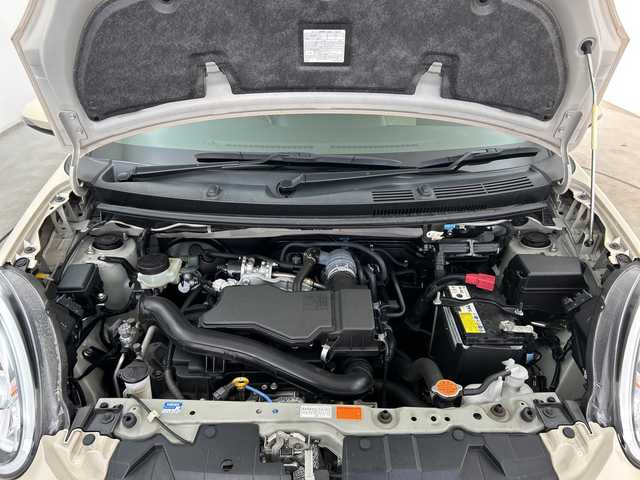 トヨタ パッソ モーダ 三重県 2017(平29)年 3.2万km ブラックマイカメタリック/パウダリーベージュメタリック 2トーン /禁煙車//純正ナビ //前後ドラレコ //バックカメラ //LEDヘッドライト //スマートキー //ETC //ステアリングスイッチ //プッシュスタート