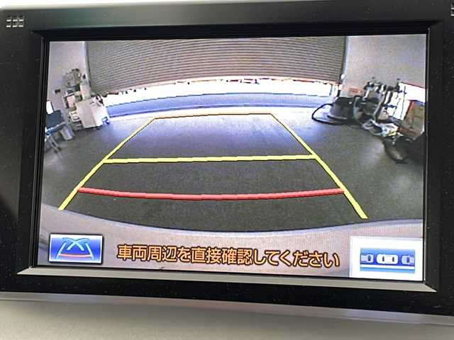 レクサス ＨＳ 250h バージョンI 宮崎県 2015(平27)年 7.5万km ソニッククォーツ 禁煙車/純正8型ナビTV/（CD/DVD/MSV/Bluetooth/フルセグTV)/純正フロントカメラ/バックカメラ/純正ビルトインETC/純正LEDオートライト/純正17インチアルミ/純正フロアマット/黒本革シート/前席シートヒーター/エアシート/前席パワーシート/パワーチルトステアリング/クルーズコントロール/ヘッドアップディスプレイ/クリアランスソナー/ウインカードアミラー/オート電動格納ミラー/電動リアシェイド/ウッドコンビ本革巻ハンドル/ウッド調パネル/スマートキー/プッシュエンジンスタート/スペアキー