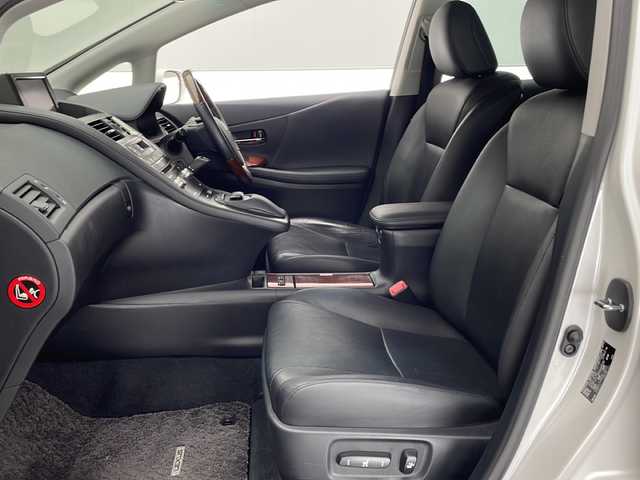 レクサス ＨＳ 250h バージョンI 宮崎県 2015(平27)年 7.5万km ソニッククォーツ 禁煙車/純正8型ナビTV/（CD/DVD/MSV/Bluetooth/フルセグTV)/純正フロントカメラ/バックカメラ/純正ビルトインETC/純正LEDオートライト/純正17インチアルミ/純正フロアマット/黒本革シート/前席シートヒーター/エアシート/前席パワーシート/パワーチルトステアリング/クルーズコントロール/ヘッドアップディスプレイ/クリアランスソナー/ウインカードアミラー/オート電動格納ミラー/電動リアシェイド/ウッドコンビ本革巻ハンドル/ウッド調パネル/スマートキー/プッシュエンジンスタート/スペアキー