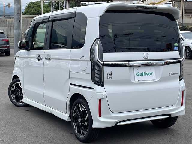 ホンダ Ｎ ＢＯＸ G L ターボ ホンダセンシング 山口県 2018(平30)年 6.6万km プラチナホワイトパール 純正７型ナビ/バックカメラ/両側パワスラ/ハーフレザーシート/ドラレコ（前）/フルセグTV/純正１５インチアルミホイール/ホンダセンシング/コーナーセンサー/横滑り防止装置