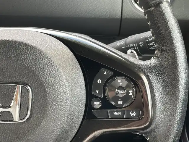 ホンダ Ｎ ＢＯＸ カスタム G L ターボ ホンダセンシング 熊本県 2018(平30)年 6.6万km プラチナホワイトパール ホンダセンシング/プッシュスタート/社外ナビ/（CD・DVD・フルセグTV・BTオーディオ・SD）/バックカメラ/ビルトインETC/ドライブレコーダー/純正15インチAW/レーダークルーズ/両側パワースライドドア/パドルシフト/ハーフレザーシート/LEDヘッドライト/オートライト/LEDフォグライト/横滑り防止装置/ウィンカーミラー/純正フロアマット/純正ドアバイザー