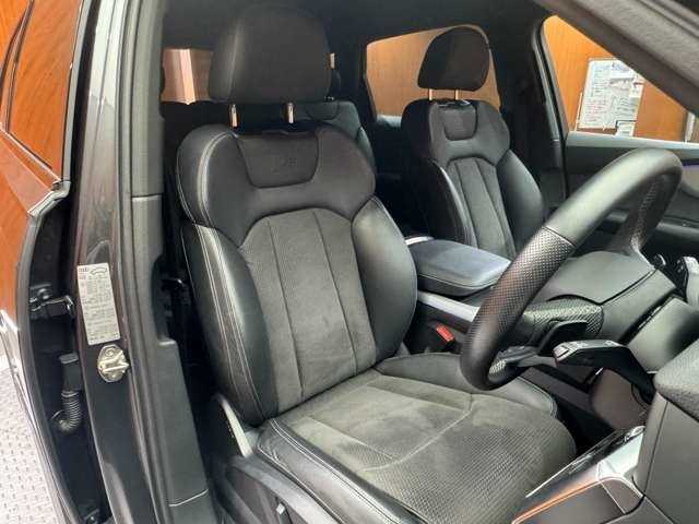 アウディ アウディ Ｑ７ 55TFSIクワトロ Sライン 千葉県 2022(令4)年 2.3万km デイトナグレーパールエフェクト 7シーターパッケージ　/ブラックスタイリングパッケージ　/バーチャルコックピット　/HUD　/ACC　/半革シート　/ナビ　/TV　/360°Bluetooth接続　/シートヒーター　/電動リアゲート　/純正21インチAW　/ワンオーナー　/ドラレコ　/ETC