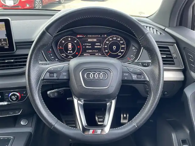 アウディ Ｑ５ 40TDIクワトロ スポーツ 島根県 2019(令1)年 9.1万km グレイシアホワイトメタリック 登録時走行距離　90531km/ワンオーナー/取扱説明書/保証書/４WD/純正ナビ/（Bluetooth/CD/DVD/USB)/全周囲カメラ/ウィンカーミラー/パドルシフト/パーキングアシスト/アイドリングストップ/スペアキー/追従型クルーズコントロール/レーンキープアシスト/電動リアゲート/パワーシート（DN席）/メモリシート/シートヒーター（全席）/ビルドインETC2.0/純正アルミ１９インチ