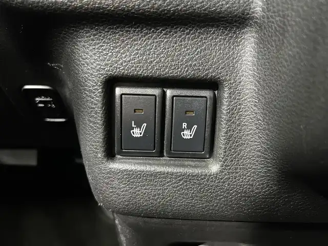 スズキ スペーシア ギア HYBRID XZ 鹿児島県 2019(平31)年 5.1万km アクティブイエロー/ガンメタリック2トーン スズキセーフティサポート/社外SDナビ【CN-RA05WD】/（CD/DVD/フルセグ/Bluetooth）/バックカメラ/ビルトインETC/両側パワースライドドア/アイドリングストップ/ステアリングリモコン/前席シートヒーター/純正LEDヘッドライト/フロントフォグランプ/オートライト/後席サーキュレーター/後席シートバックテーブル/社外フロアマット/社外ドアバイザー
