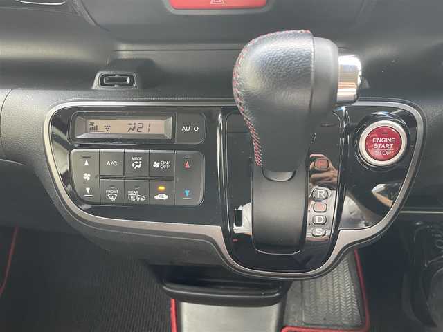 ホンダ Ｎ ＢＯＸ 2トーン カスタム ターボSSパッケージ 栃木県 2014(平26)年 7.7万km ミラノレッド 2トーンカラースタイル/あんしんパッケージ/・シティブレーキアクティブシステム(低速域衝突軽減ブレーキ＋誤発進抑制機能)/・前席用i-サイドエアバッグシステム〈容量変化タイプ〉＋サイドカーテンエアバッグシステム(前席/後席対応)/ターボパッケージ/・クルーズコントロール/・パドルシフト/・本革巻ステアリングホイール/・15インチアルミホイール/純正7インチナビ/・地デジ/・Bluetooth/・DVD/CD/SD/リアワイドカメラ/両側パワースライドドア