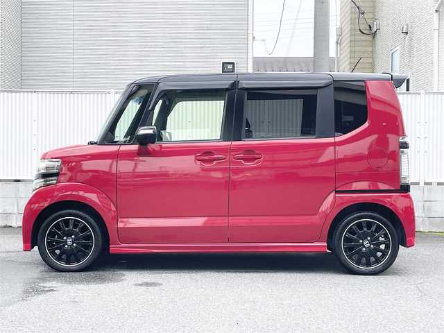 ホンダ Ｎ ＢＯＸ 2トーン カスタム ターボSSパッケージ 栃木県 2014(平26)年 7.7万km ミラノレッド 2トーンカラースタイル/あんしんパッケージ/・シティブレーキアクティブシステム(低速域衝突軽減ブレーキ＋誤発進抑制機能)/・前席用i-サイドエアバッグシステム〈容量変化タイプ〉＋サイドカーテンエアバッグシステム(前席/後席対応)/ターボパッケージ/・クルーズコントロール/・パドルシフト/・本革巻ステアリングホイール/・15インチアルミホイール/純正7インチナビ/・地デジ/・Bluetooth/・DVD/CD/SD/リアワイドカメラ/両側パワースライドドア