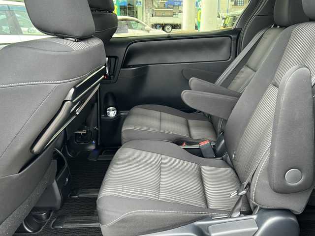 トヨタ ヴォクシー ZS 煌Ⅱ 富山県 2020(令2)年 3.5万km ブラック ワンオーナー/両側パワスラ/スマートキー×２/社外メモリーナビ(ビッグX）/DVD/MSV/BT/フルセグTV/純正フルエアロ/衝突安全ブレーキ/レーンキープアシスト/オートハイビーム/レーダークルコン/ETC/バックカメラ/電格ウィンカーミラー/ステアリングスイッチ/前後ドラレコ(ZDR-015)/LEDヘッドライト/フォグ/オートリトラミラー/プッシュスタート/純正１６インチAW/ドアバイザー/保証書・取説・ナビ取説
