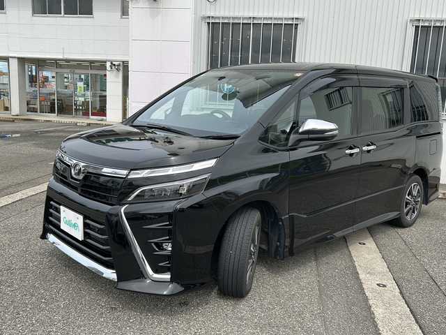 トヨタ ヴォクシー ZS 煌Ⅱ 富山県 2020(令2)年 3.5万km ブラック ワンオーナー/両側パワスラ/スマートキー×２/社外メモリーナビ(ビッグX）/DVD/MSV/BT/フルセグTV/純正フルエアロ/衝突安全ブレーキ/レーンキープアシスト/オートハイビーム/レーダークルコン/ETC/バックカメラ/電格ウィンカーミラー/ステアリングスイッチ/前後ドラレコ(ZDR-015)/LEDヘッドライト/フォグ/オートリトラミラー/プッシュスタート/純正１６インチAW/ドアバイザー/保証書・取説・ナビ取説
