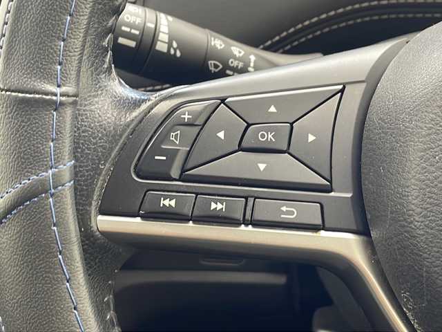 日産 セレナ ハイウェイスター G 沖縄県 2016(平28)年 8.6万km インペリアルアンバーP 純正ナビ（MM316D-W）　/（フルセグＴＶ　ＣＤ　ＤＶＤ　SD　Ｂｌｕｅｔｏｏｔｈ接続）/アラウンドビューモニター/ＥＴＣ　/純正フリップダウンモニター　/両側パワースライドドア　/前後コーナーセンサー/クルーズコントロール　/サンシェード　/純正アルミホイール　/ＬＥＤヘッドライト