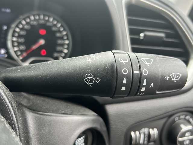 クライスラー・ジープ ジープ レネゲード リミテッド 沖縄県 2020(令2)年 7.2万km ガンＭ 純正ナビ・TV・Bluetooth/バックカメラ/ETC/ドライブレコーダー/シートヒーター/パワーシート/オートライト/ＢＳＭ/ハンドルヒーター