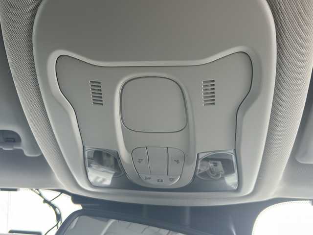 クライスラー・ジープ ジープ レネゲード リミテッド 沖縄県 2020(令2)年 7.2万km ガンＭ 純正ナビ・TV・Bluetooth/バックカメラ/ETC/ドライブレコーダー/シートヒーター/パワーシート/オートライト/ＢＳＭ/ハンドルヒーター