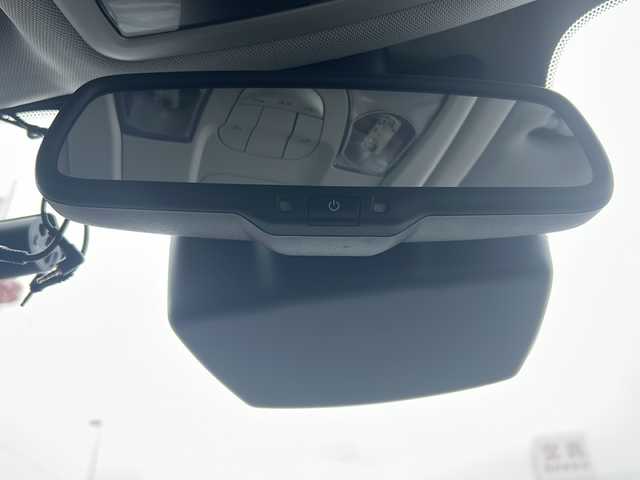 クライスラー・ジープ ジープ レネゲード リミテッド 沖縄県 2020(令2)年 7.2万km ガンＭ 純正ナビ・TV・Bluetooth/バックカメラ/ETC/ドライブレコーダー/シートヒーター/パワーシート/オートライト/ＢＳＭ/ハンドルヒーター