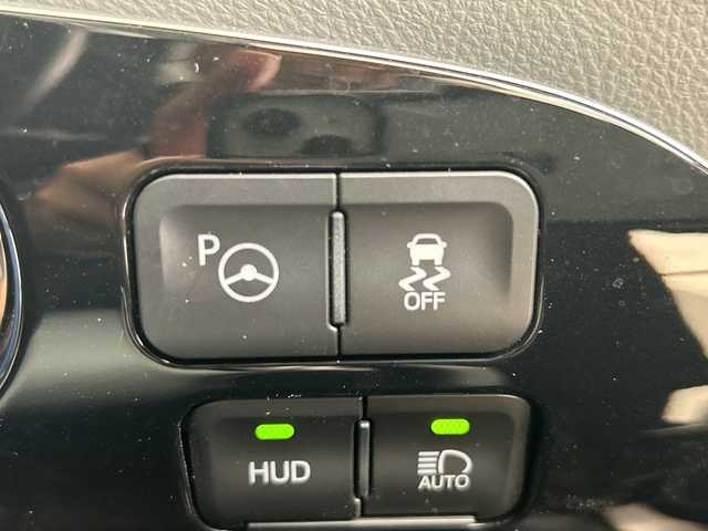 トヨタ プリウス A ツーリングセレクション 三重県 2019(平31)年 1.1万km スティールブロンドM /純正９型ナビ（フルセグ／ＣＤ／ＤＶＤ／ＢＴ／ＡＭ／ＦＭ）　//ＢＳＭ　//ドラレコ前後　//バックカメラ //トヨタセーフティーセンス//レーダークルコン//レーンキープアシスト//デジタルインナーミラー//D席パワーシート//シートヒーター（D/N）//ステアリングスイッチ //LEDヘッドライト //フォグライト //ビルトインETC2.0//スマートキー