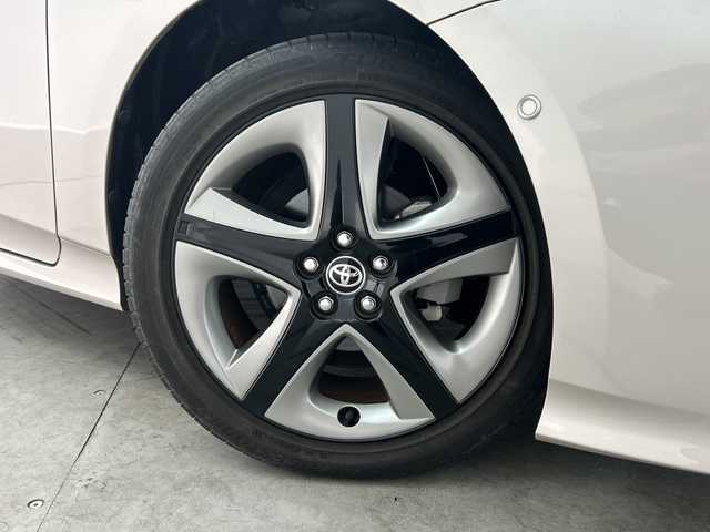 トヨタ プリウス A ツーリングセレクション 三重県 2019(平31)年 1.1万km スティールブロンドM /純正９型ナビ（フルセグ／ＣＤ／ＤＶＤ／ＢＴ／ＡＭ／ＦＭ）　//ＢＳＭ　//ドラレコ前後　//バックカメラ //トヨタセーフティーセンス//レーダークルコン//レーンキープアシスト//デジタルインナーミラー//D席パワーシート//シートヒーター（D/N）//ステアリングスイッチ //LEDヘッドライト //フォグライト //ビルトインETC2.0//スマートキー