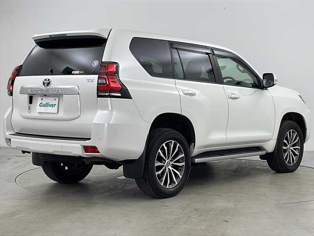 トヨタ ランドクルーザー プラド TX Lパッケージ 道央・札幌 2020(令2)年 5.3万km ホワイトパールクリスタルシャイン ・パートタイム4WD/・社外メモリナビ(CD＆DVD＆BT＆SD＆USB)/・フルセグTV/・バックカメラ/・ビルトインETC/・コーナーセンサー/・レザーシート/・シートヒーター/・ベンチレーション/・パワーシート/・プリクラッシュセーフティ/・レーンディパーチャーアラート/・クルーズコントロール/・オートマチックハイビーム/・セーフティセンス/・寒冷地仕様/・オートライト/・LEDヘッドライト/・フォグランプ/・リアフォグランプ/・サイドステップ/・社外ドライブレコーダー/・純正フロアマット