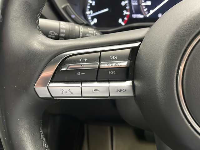 マツダ ＭＸ－３０ モダンコンフィデンス 長野県 2020(令2)年 1.3万km セラミックメタリック 4WD/BOSEプレミアムサウンド/純正SDナビ&フルセグTV&CD&USB&BT/アダプティブクルーズコントロール/レーンキープアシスト/車線逸脱警報/衝突軽減ブレーキ/コーナーセンサー/ブラインドスポットモニター/アイドリングストップ/ハーフレザーシート/前席シートヒーター/運転席パワーシート/運転席シートメモリ/ステアリングスイッチ/ステアリングヒーター/パドルシフト/全方位カメラ/ETC/LEDヘッドライト/オートライト/リアフォグランプ/電動格納ミラー/ウィンカーミラー/電動ホールド/オートホールド/純正18インチAW装着/社外フロアマット/プッシュスタート/スマートキー